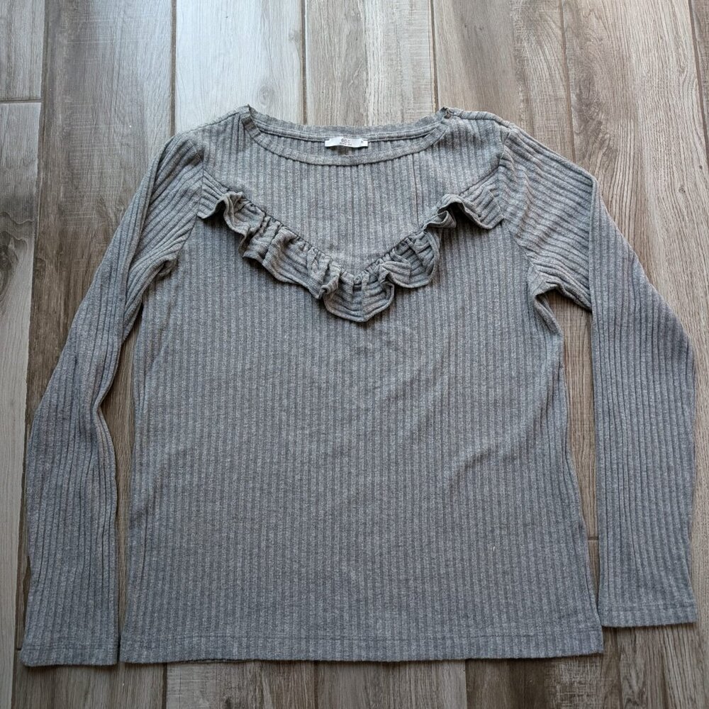 EDC Esprit Grey Ribbed Long Sleeve Ruffle Front Top Women’s Size M